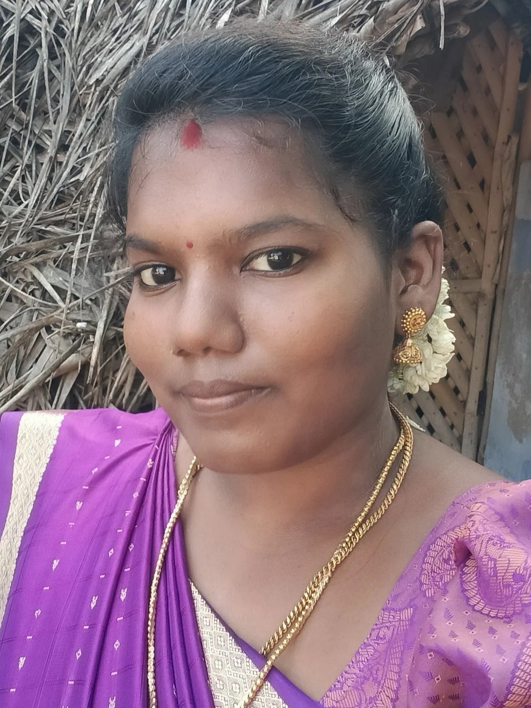 RAJESHWARI V