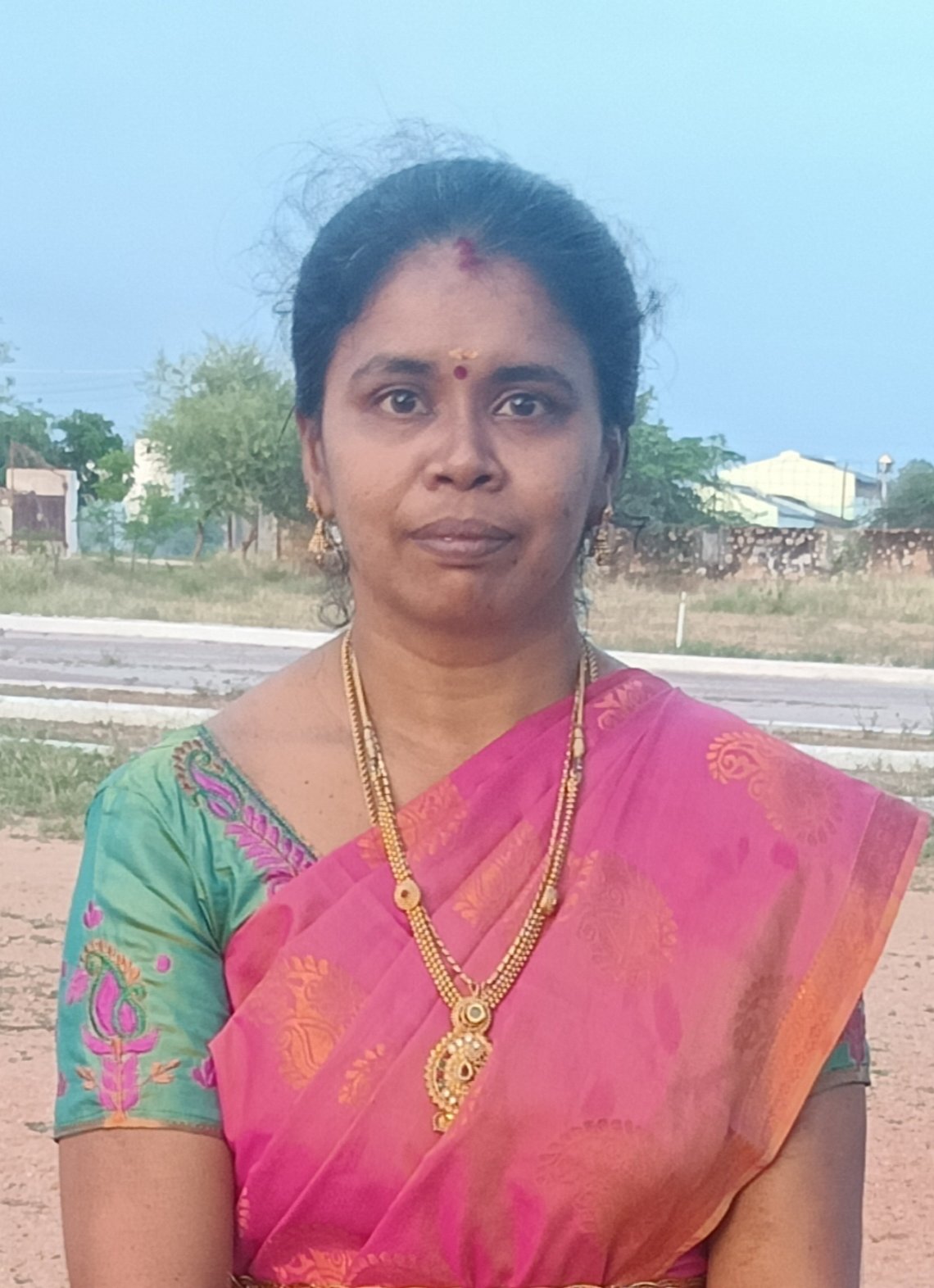Mrs.Suganthi P